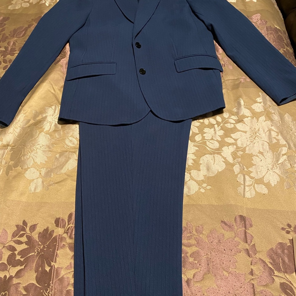 Anne Klein Pinstripe two piece womens suit